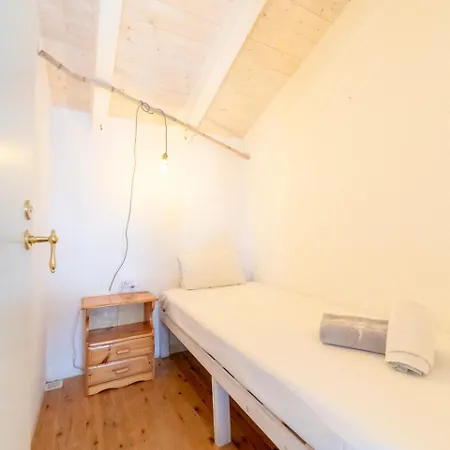 Ilios Apartament *